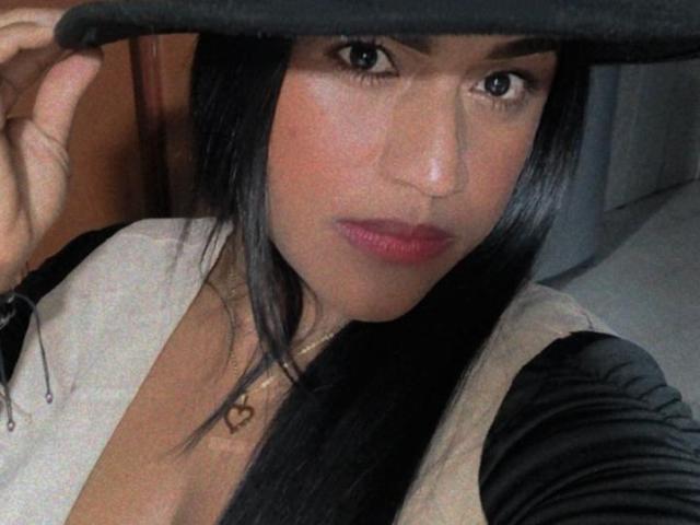 BrunetteJuicyX69 - Gallery picture 5