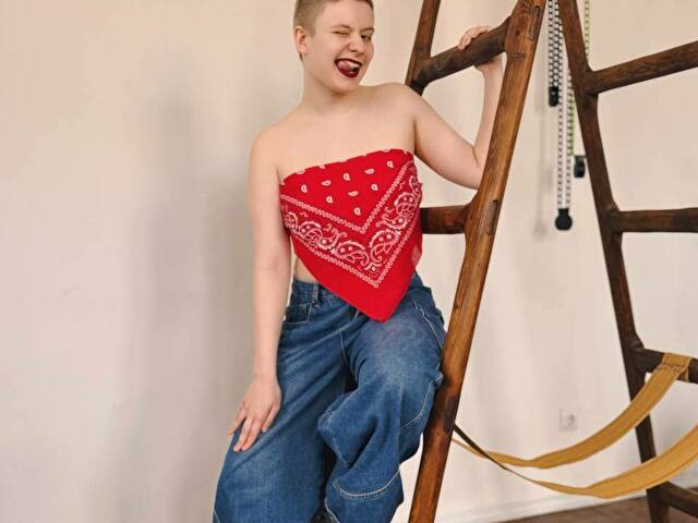 CindyBellz - Gallery picture 2
