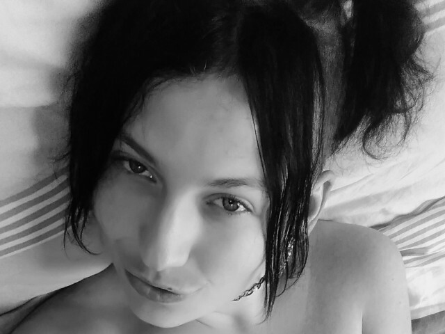 mysterywoman - Gallery picture 2