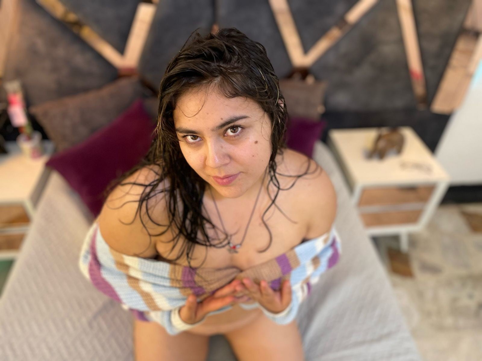 LucieDeLaFontaine - Gallery picture 2