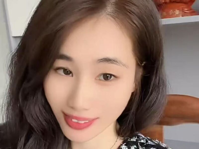 LeslieYi