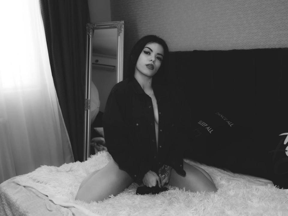 RinaQueenie - Image de la galerie 4