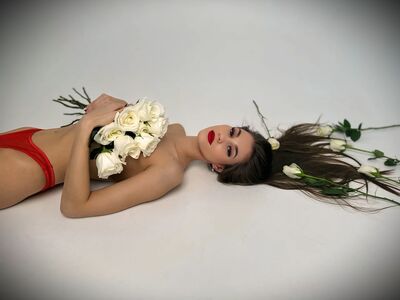 AshleyJenners - Immagine della galleria 1