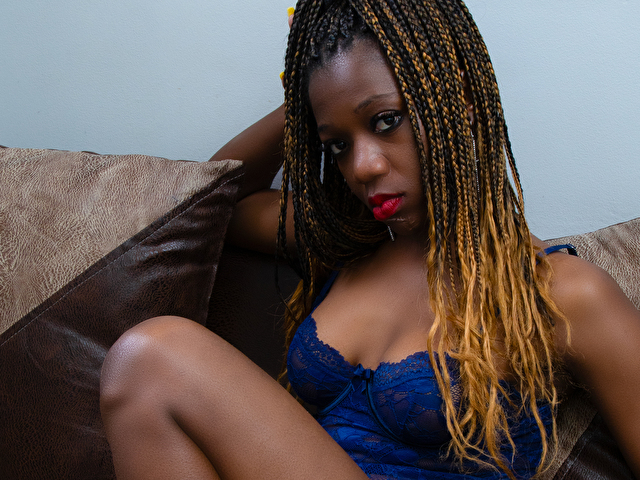 BlackDoll69 - Immagine della galleria 1