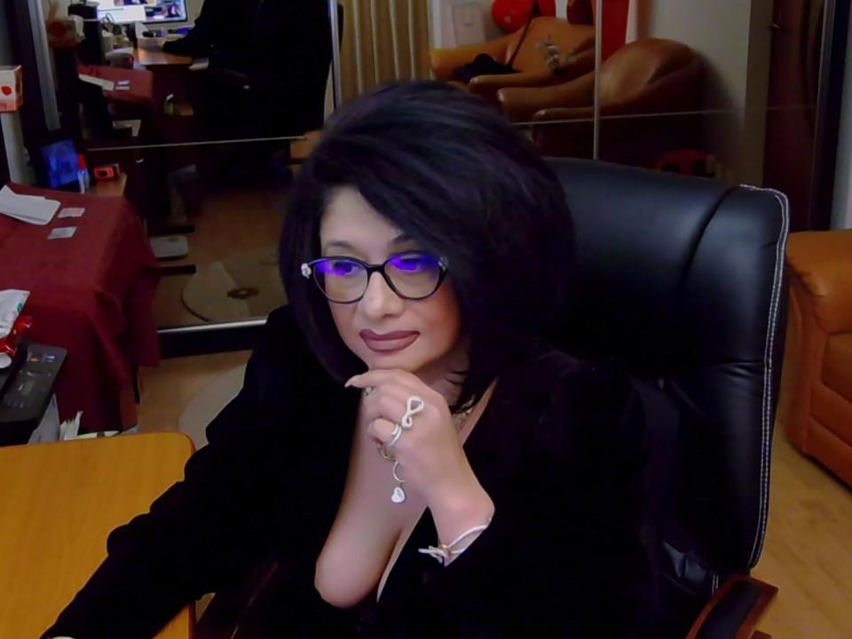 ClassybutNaughty - Galerijafbeelding 6