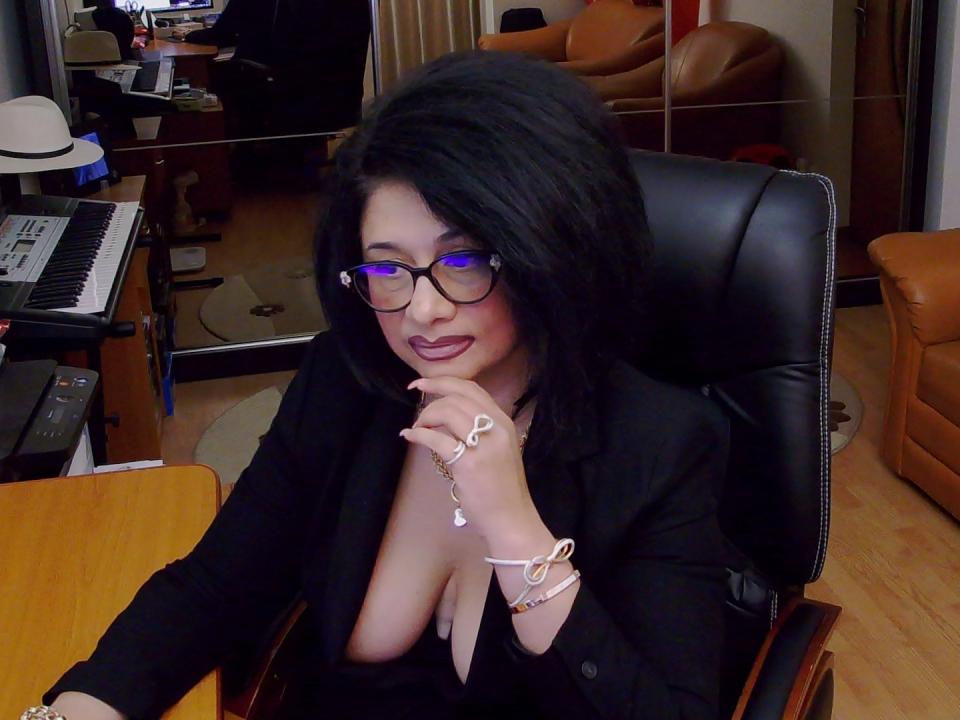 ClassybutNaughty - Galerijafbeelding 8