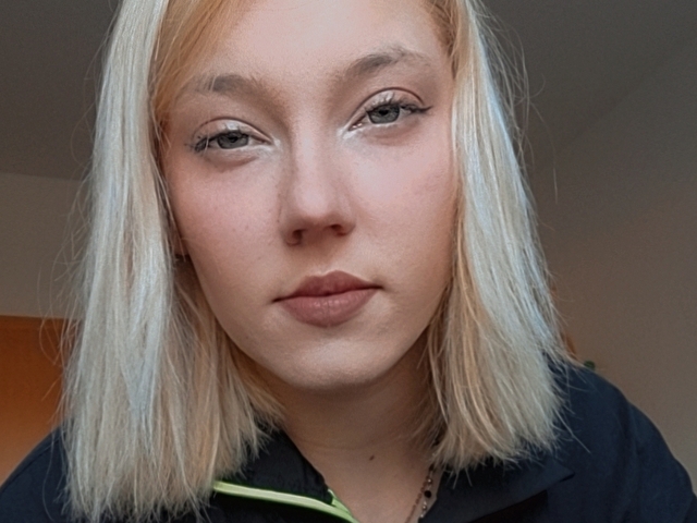 SarahSexDoll - Zdjęcie z galerii 4