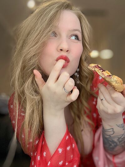 JanieWildy - Imagem da galeria 2