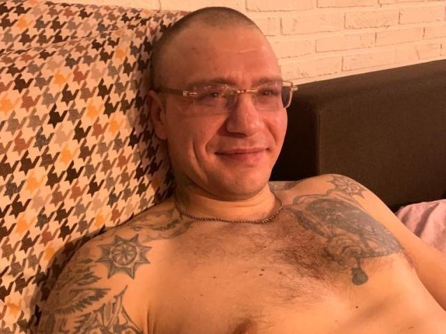 EbarbiJoe